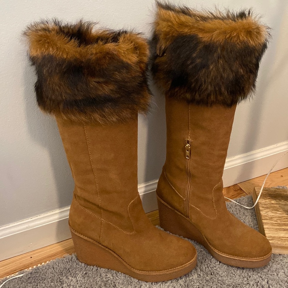 UGG Tall boot fur top  work once